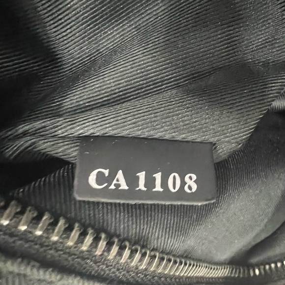 Louis Vuitton Monogram Eclipse Explorer PM - Picture 14 of 16